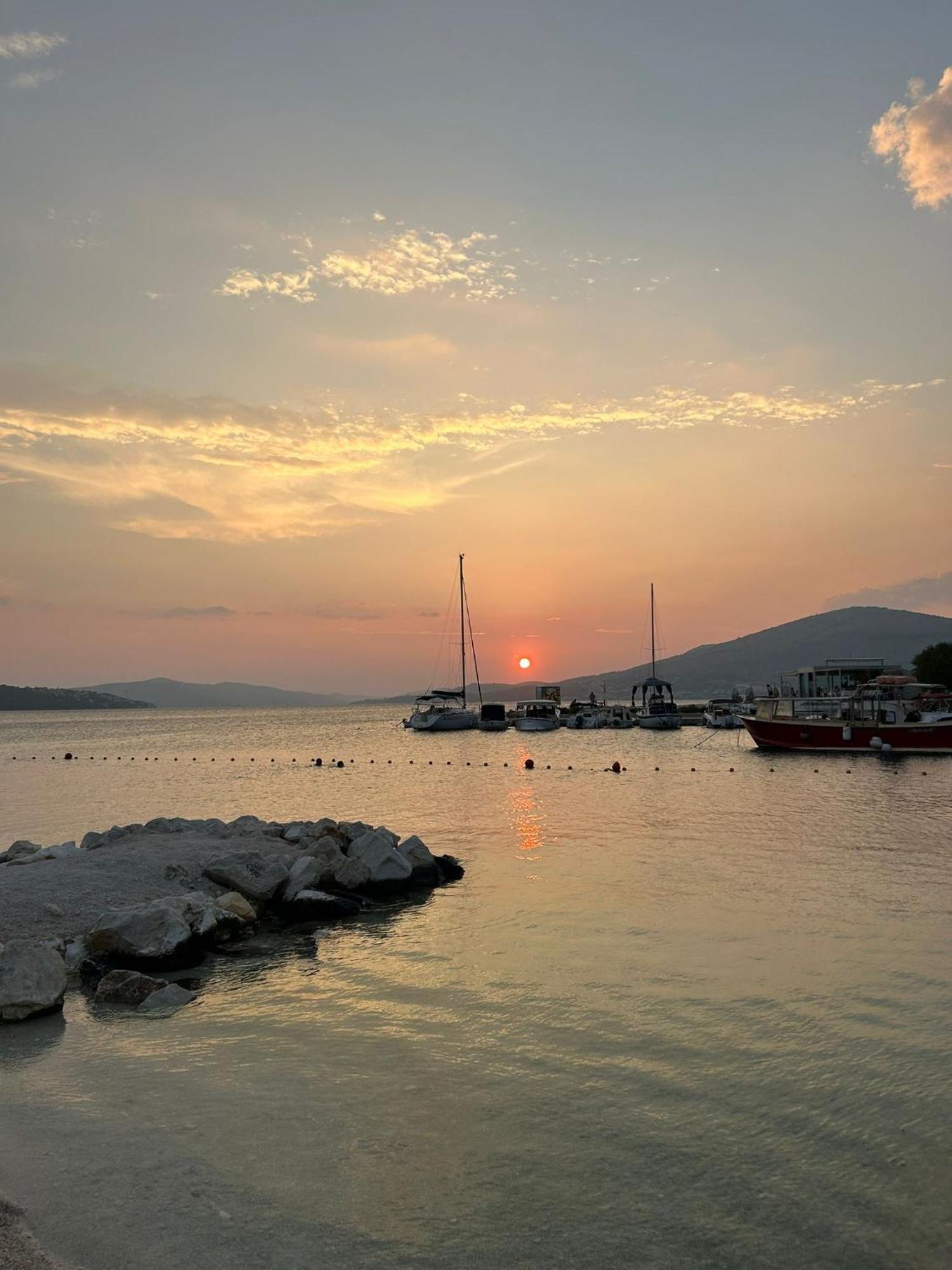 Apartman Simac Okrug Gornji Trogir Kültér fotó